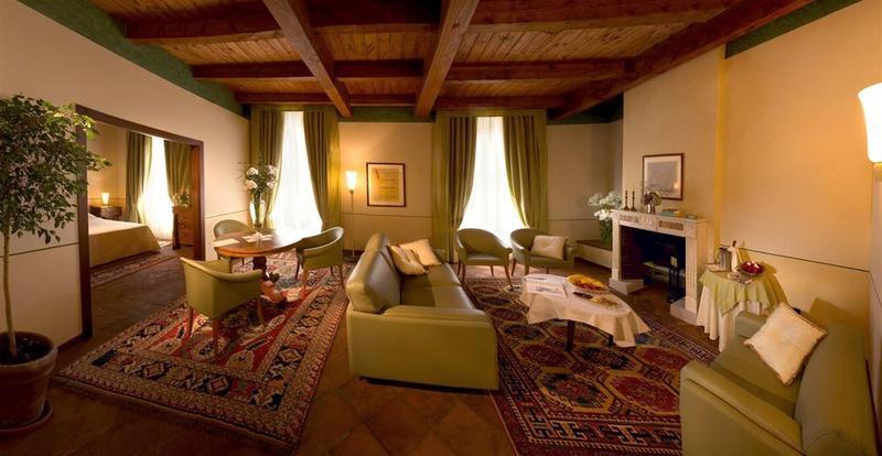 Albergo Dell'Agenzia Бра Екстер'єр фото
