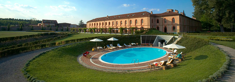 Albergo Dell'Agenzia Бра Екстер'єр фото